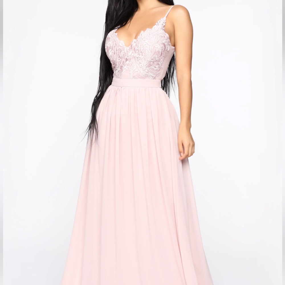 Fashion Nova Ruling Princess Embroidered Gown Dusty Pink Small Maxi Dress